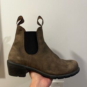 Women’s heeled Blundstones
